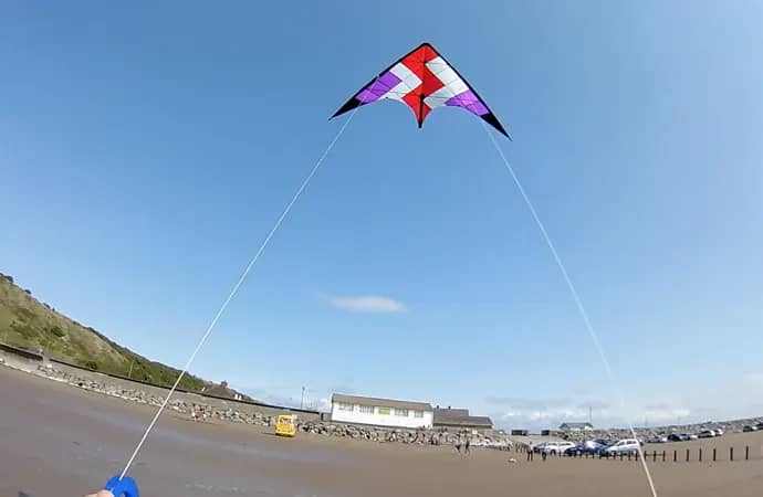 Start with the upper spreader of stunt kites